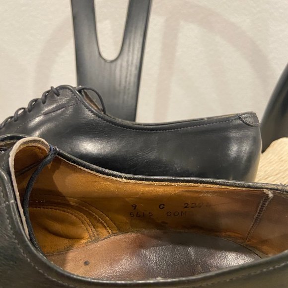 Allen Edmond Park Avenue Cap-toe Oxford Dress Shoe - 9 C - Picture 2 of 8